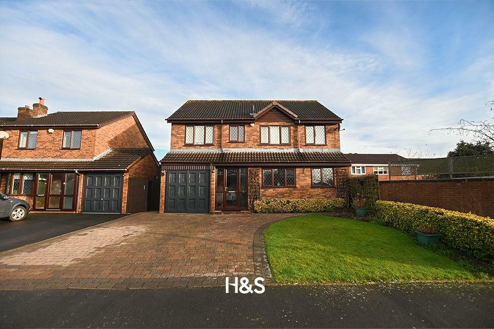 4 bedroom detached house for sale in Whitemoor Drive, Shirley, Solihull