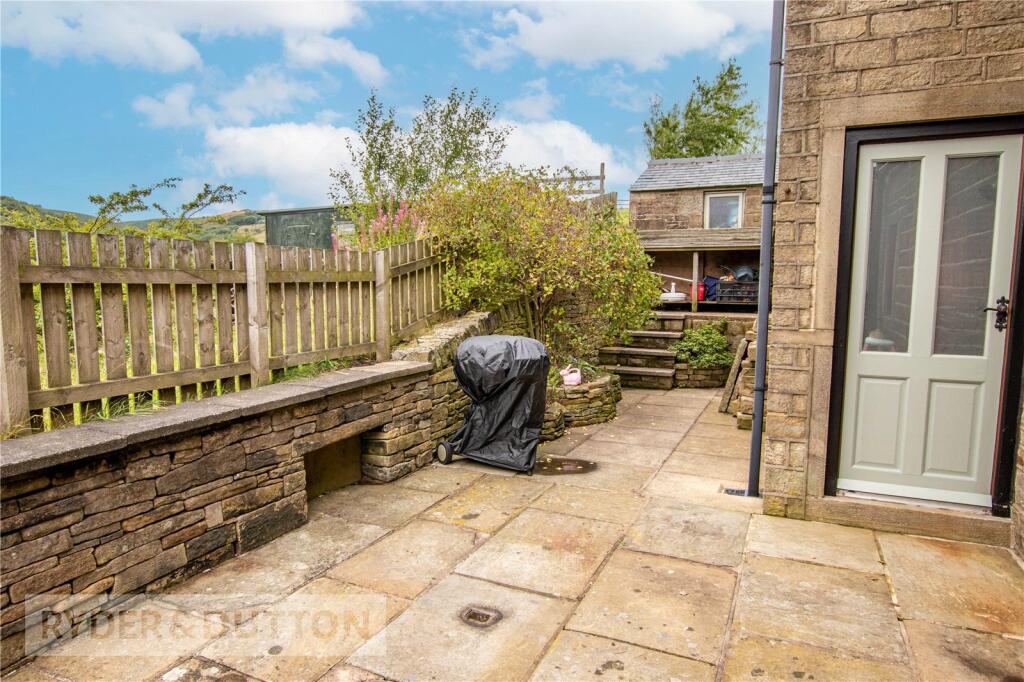 3 bedroom house for sale in Slaithwaite Hall, Slaithwaite, Huddersfield
