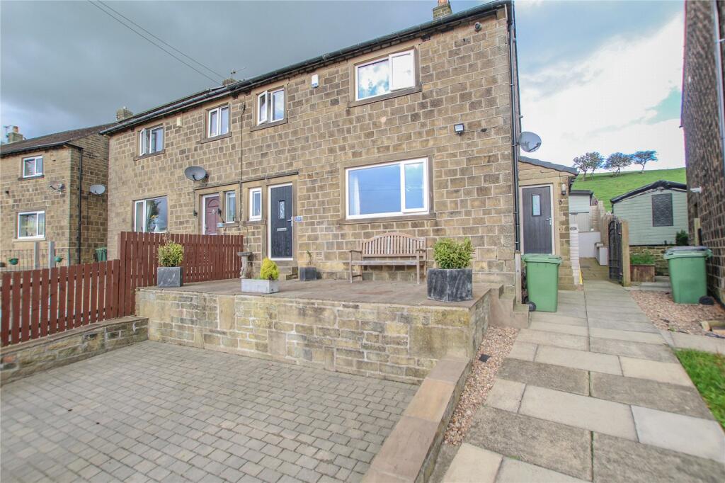 Main image of property: Longroyd Crescent, Slaithwaite, Huddersfield, West Yorkshire, HD7