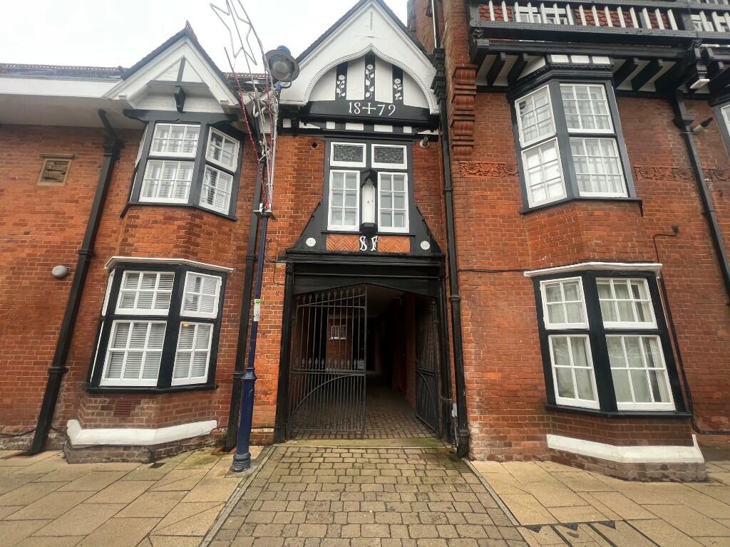 2 bedroom flat for rent in St. Francis Court, Shefford, Bedfordshire, SG17