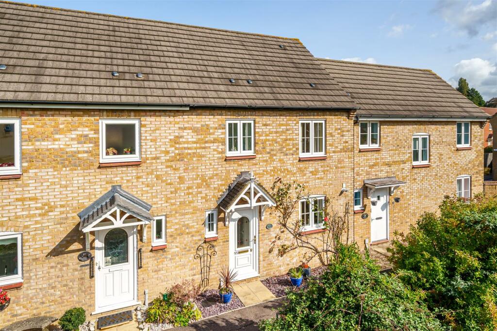 3 bedroom terraced house for sale in Canal Way, Ilminster, TA19