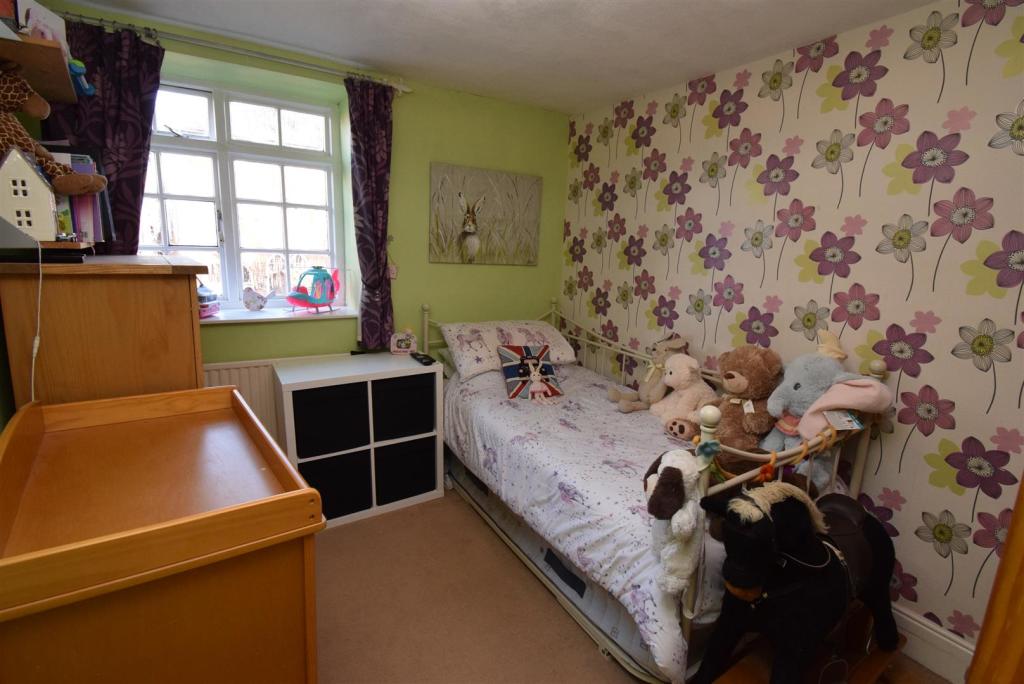 4 bedroom semidetached house for sale in Main Street, Ticknall, Derby