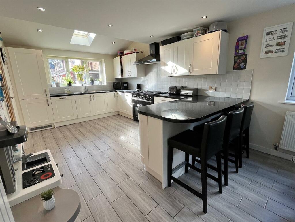 Additional property image - Cavendish Court, Shardlow, Derby