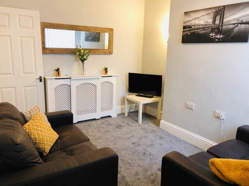 3 bedroom town house for rent in Clifton Street, Middlesbrough, TS1
