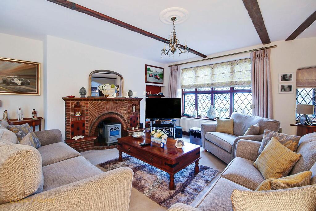 Additional property image - The Roundway, Rustington, BN16