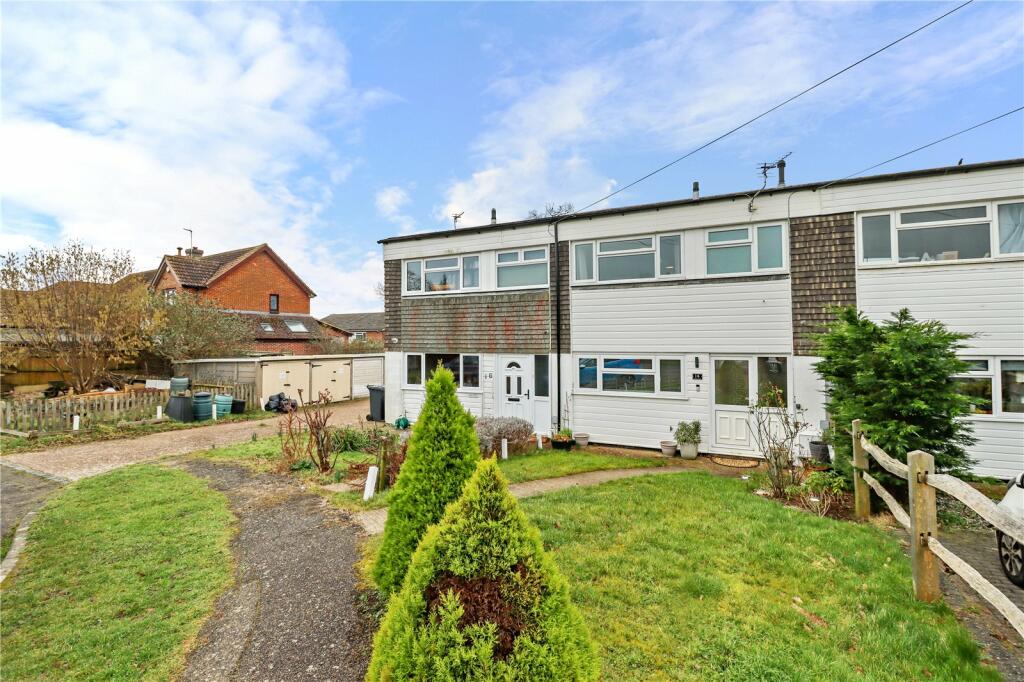 3 bedroom terraced house for sale in Sussex Close, Hailsham, East