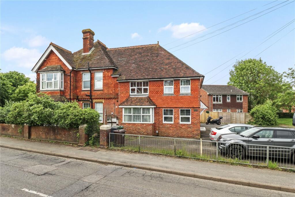 1 bedroom apartment for sale in London Road, Hailsham, East Sussex, BN27