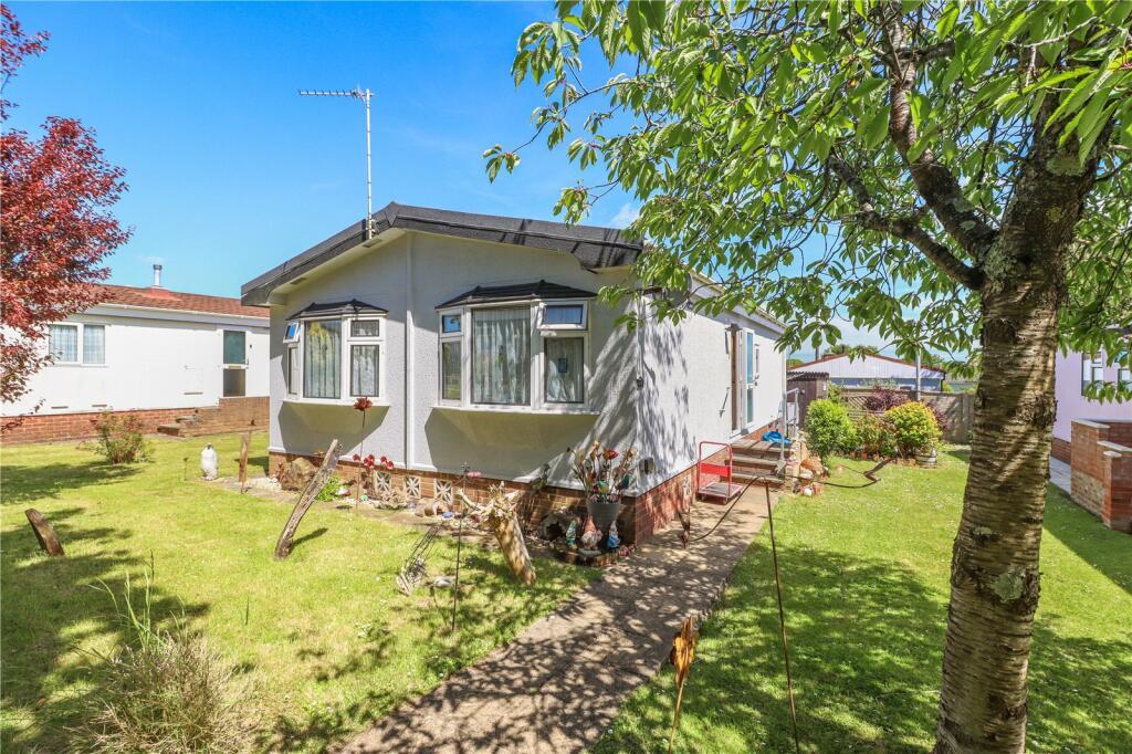 2 bedroom bungalow for sale in Lion House Park, Mill Road, Hailsham
