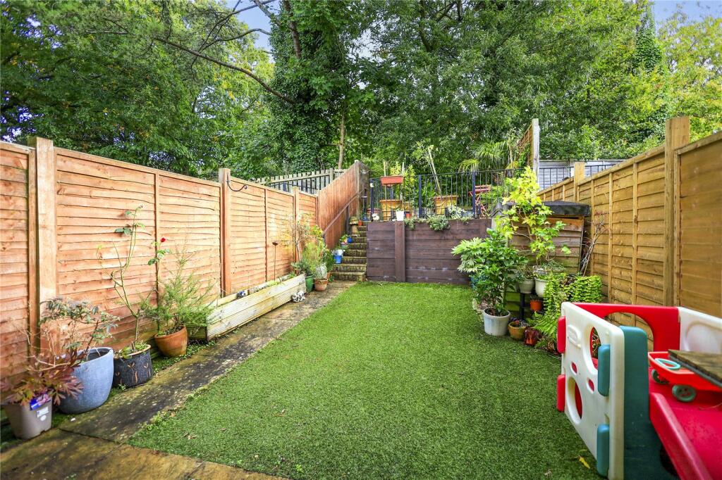 Additional property image - Akehurst Close, Hellingly, Hailsham, East Sussex, BN27