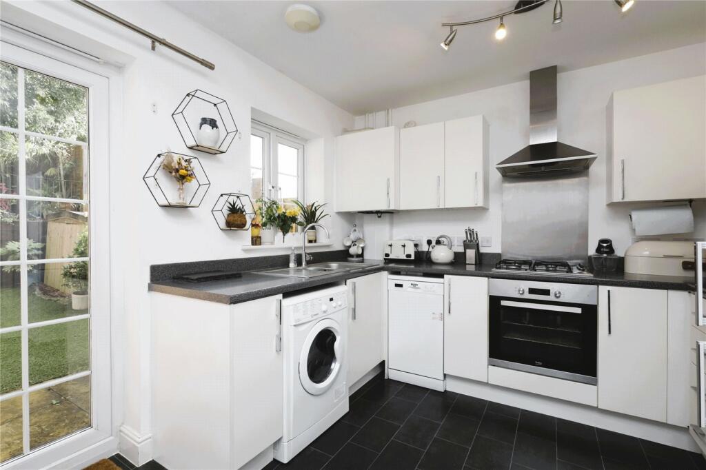 Additional property image - Akehurst Close, Hellingly, Hailsham, East Sussex, BN27