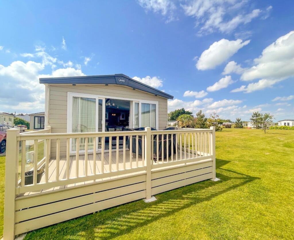 Additional property image - Bay View Park, Eastbourne Road, Pevensey, East Sussex, BN24