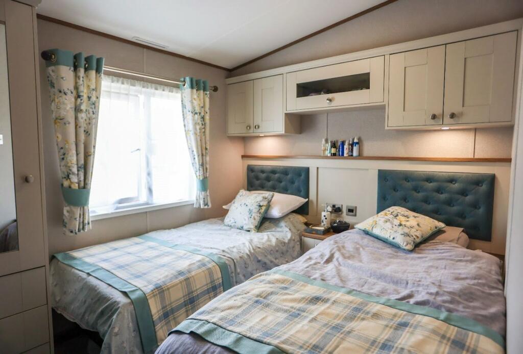 Additional property image - Bay View Park, Eastbourne Road, Pevensey, East Sussex, BN24