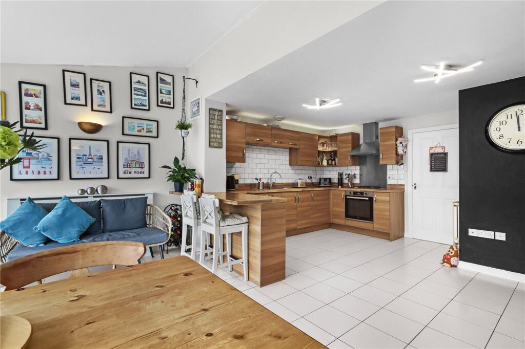 Additional property image - Brunel Drive, Hailsham, East Sussex, BN27