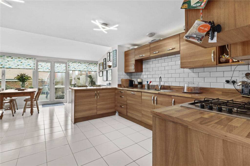 Additional property image - Brunel Drive, Hailsham, East Sussex, BN27