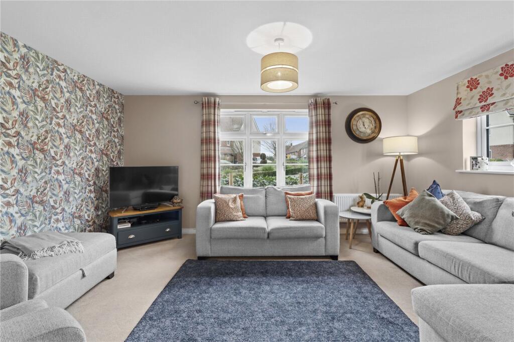Additional property image - Brunel Drive, Hailsham, East Sussex, BN27