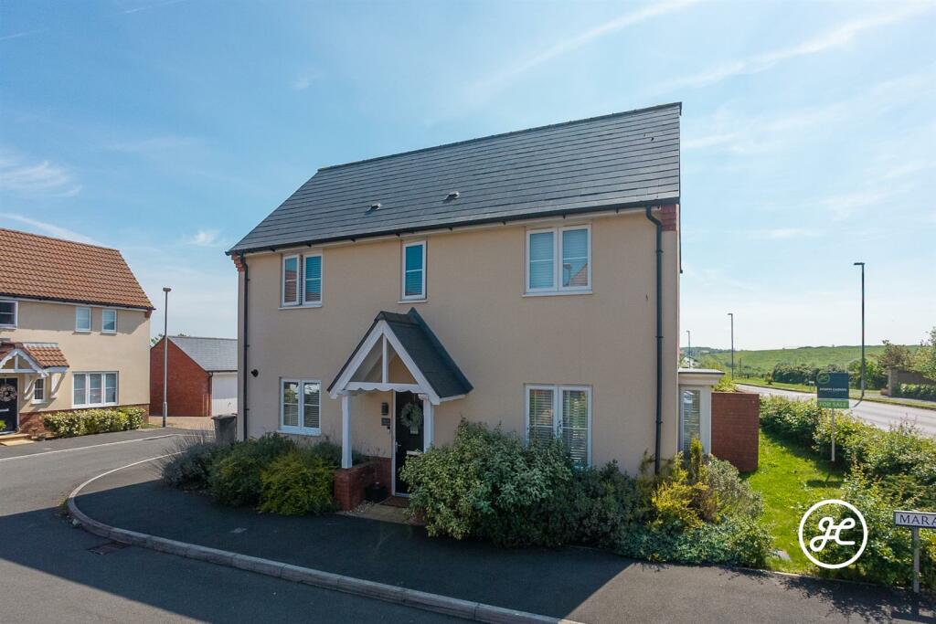 3 bedroom detached house for sale in Maranta Court, Wilstock Village