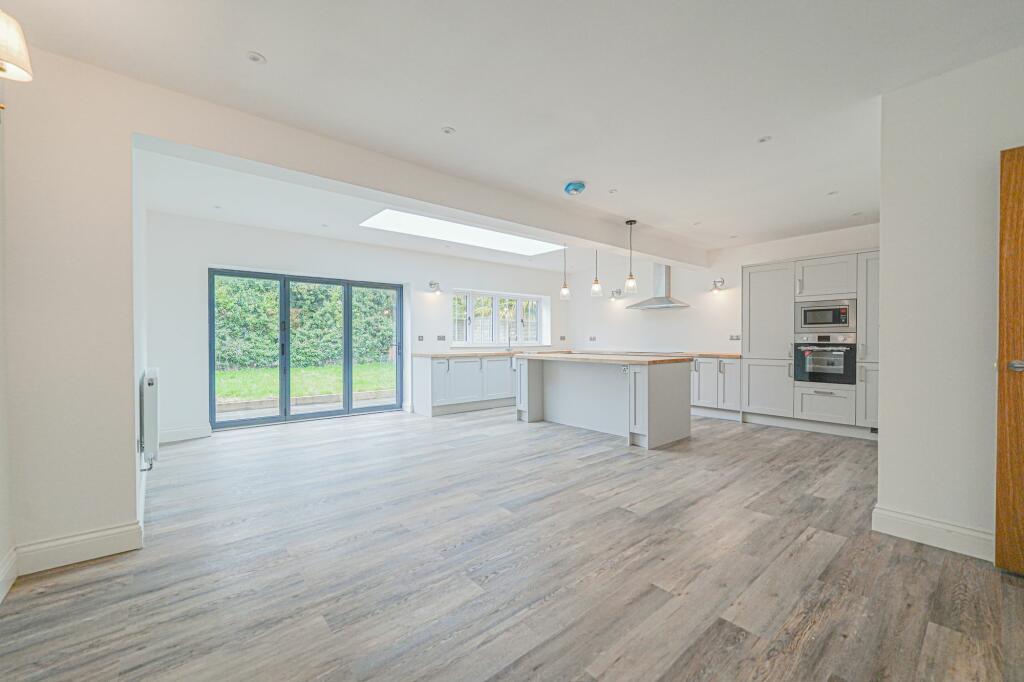 Additional property image - Balsall Street, Balsall Common, CV7