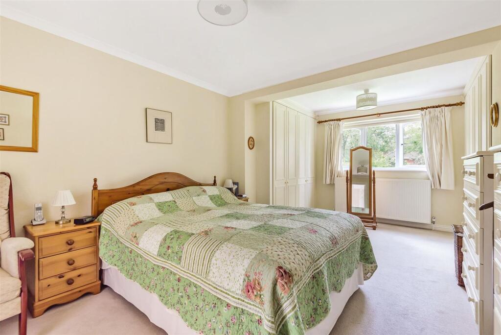 Additional property image - Burberry Grove, Balsall Common, CV7