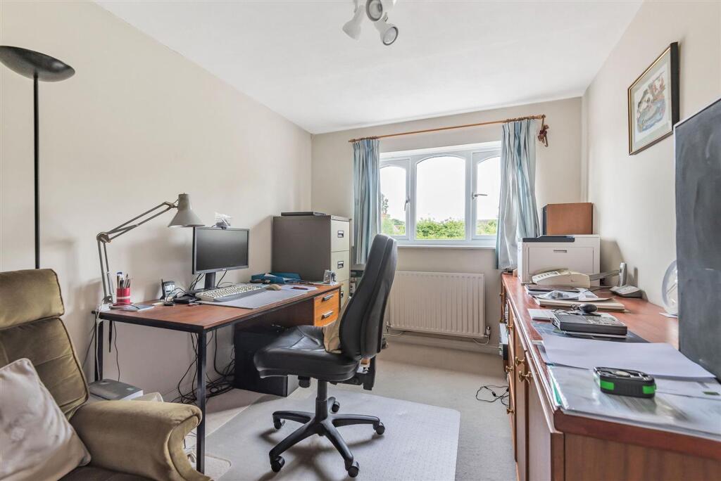 Additional property image - Burberry Grove, Balsall Common, CV7