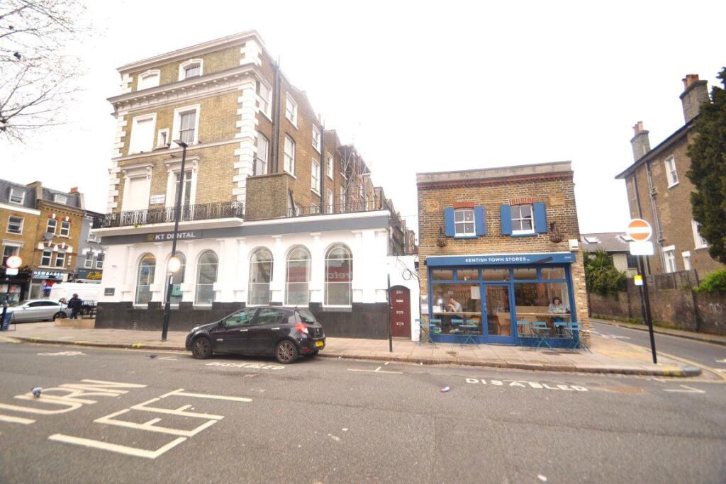 Main image of property: HMO License, 5 Bed, 2 Bath, 2 Kitchens...MUST SEE!
