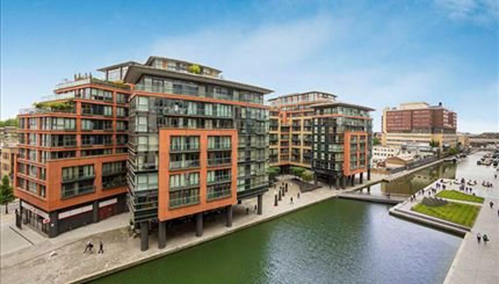 Main image of property: GORGEOUS PADDINGTON BASIN, STUNNING CANAL VIEWS