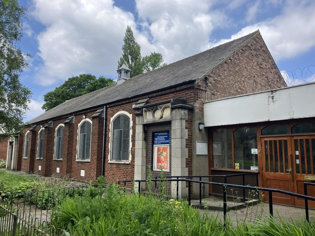 Main image of property: Former Oakvale United Reformed Church & Hall, Edge Lane Drive, Liverpool, Merseyside, L13 4AD