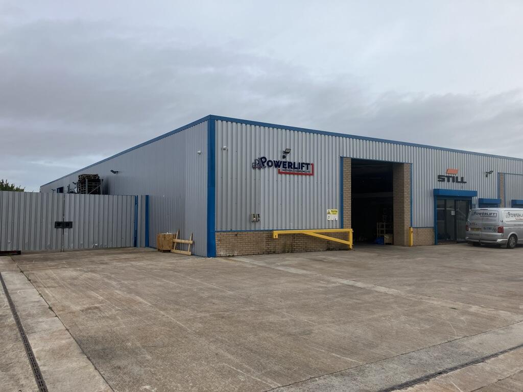 Main image of property: 35 Arkwright Road, Astmoor Industrial Estate, Runcorn, Cheshire, WA7 1NU