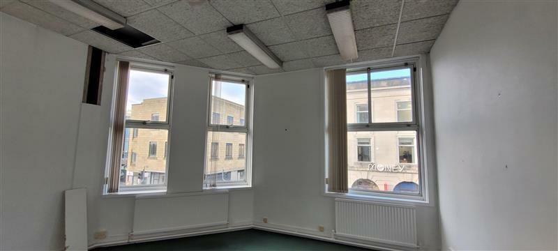 Additional property image - Upper Floors, 32 Manchester Road, Burnley, Lancashire, BB11 1HH