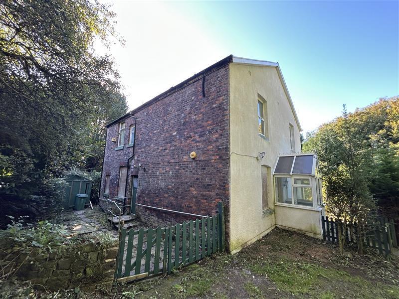 Main image of property: Clough Farmhouse, Clough Lane, Prestwich, Manchester, Lancashire, M25 3JD
