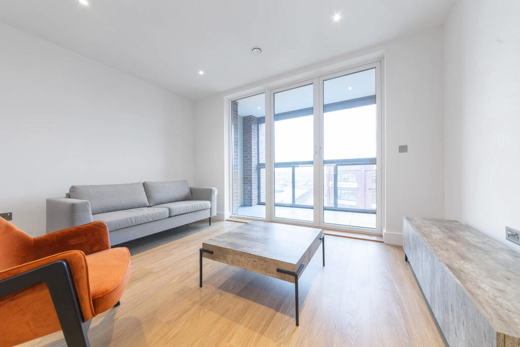 Main image of property: East Timber Yard, 118 Pershore Street, Birmingham, B5