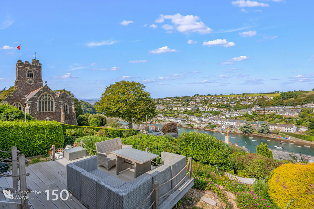 4 bedroom detached house for rent in Noss Mayo, Devon, PL8