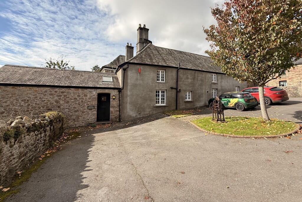 Main image of property: Edmeston Farm, Modbury, PL21