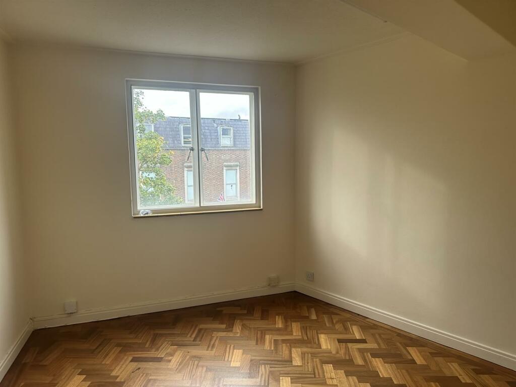 Additional property image - 16/16A Bank Street, Braintree