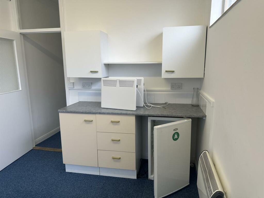 Additional property image - 16/16A Bank Street, Braintree