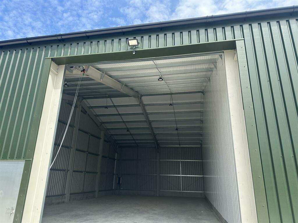 Additional property image - Braintree