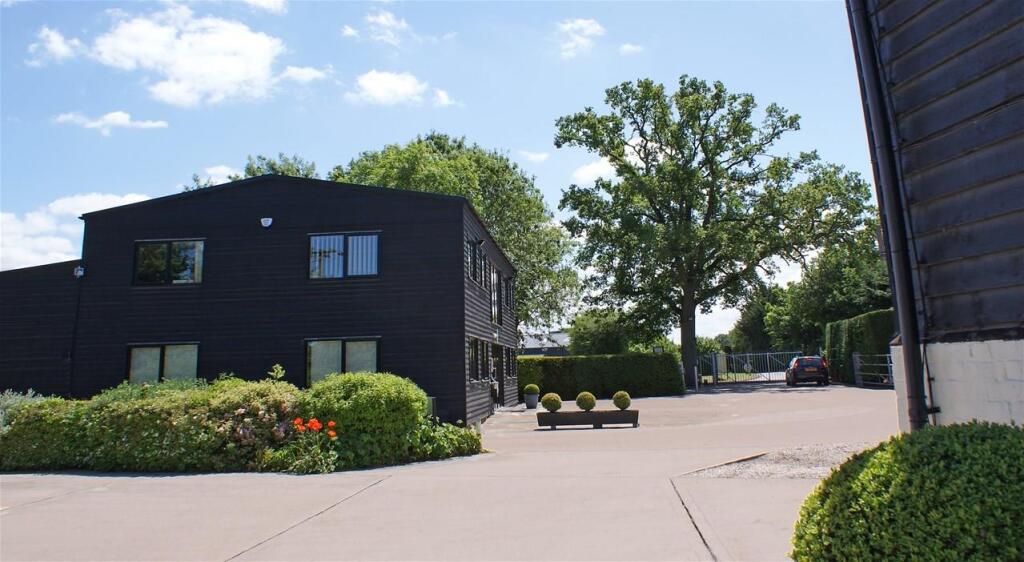 Main image of property: Lynderswood Business Park, Braintree
