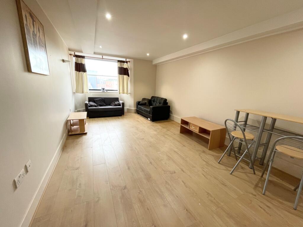 Main image of property: Queens Terrace, Southampton, SO14