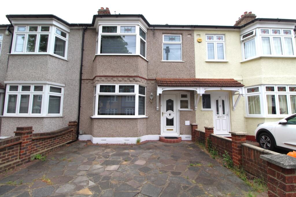 Main image of property: Strathmore Gardens, Hornchurch, Essex, RM12