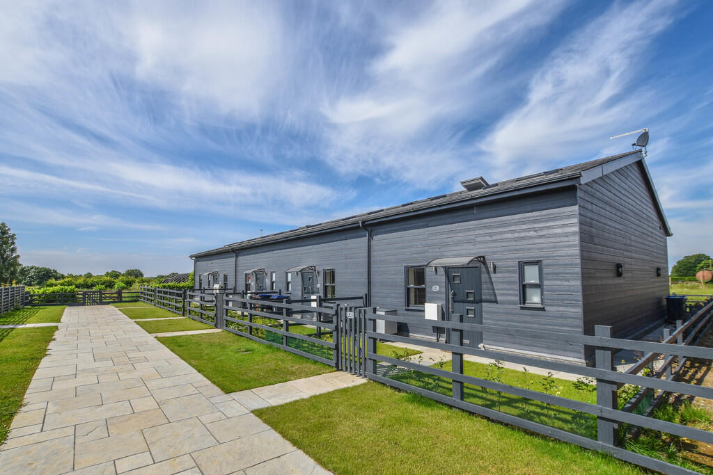 Main image of property: Elbow Lane, Hertford Heath