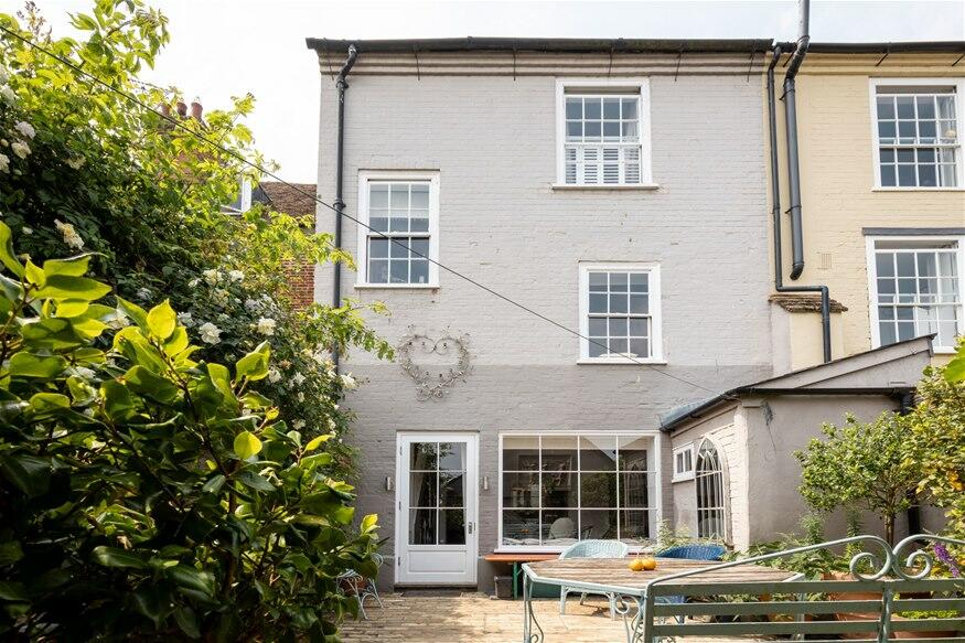 3 bedroom terraced house for sale in High Street, Mistley, CO11