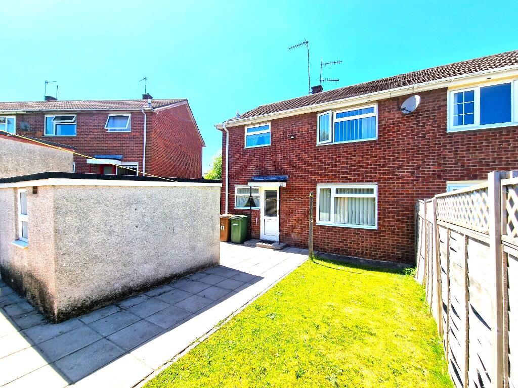 Main image of property: Castle Street, FLEUR DE LIS, NP12