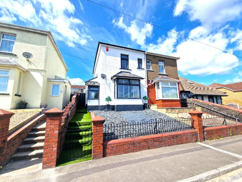 Main image of property: Newbridge Road, PONTLLANFRAITH, NP122LB