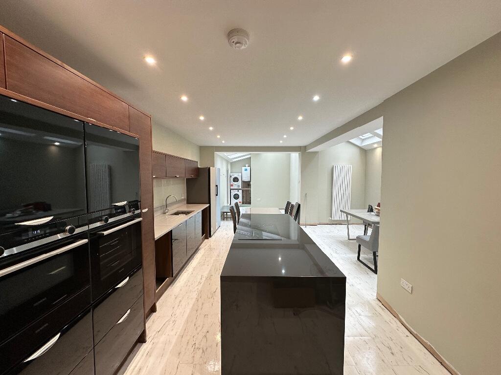 9 bedroom terraced house for rent in Queens Road, Newcastle Upon Tyne, NE2