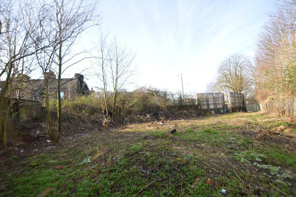 Land for sale in New Bedford Road Land, Luton, Bedfordshire, LU1 1SH, LU1