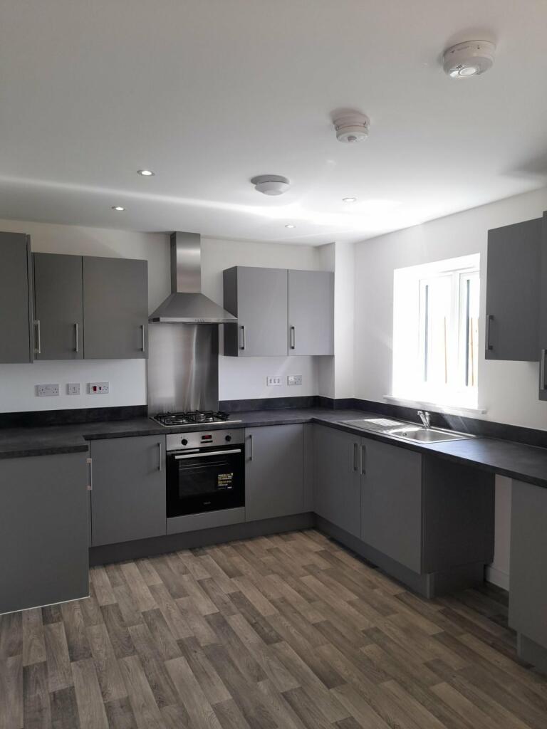 Additional property image - Yew Tree Meadows, Gipsy Lane, Nuneaton, Warwickshire, CV11