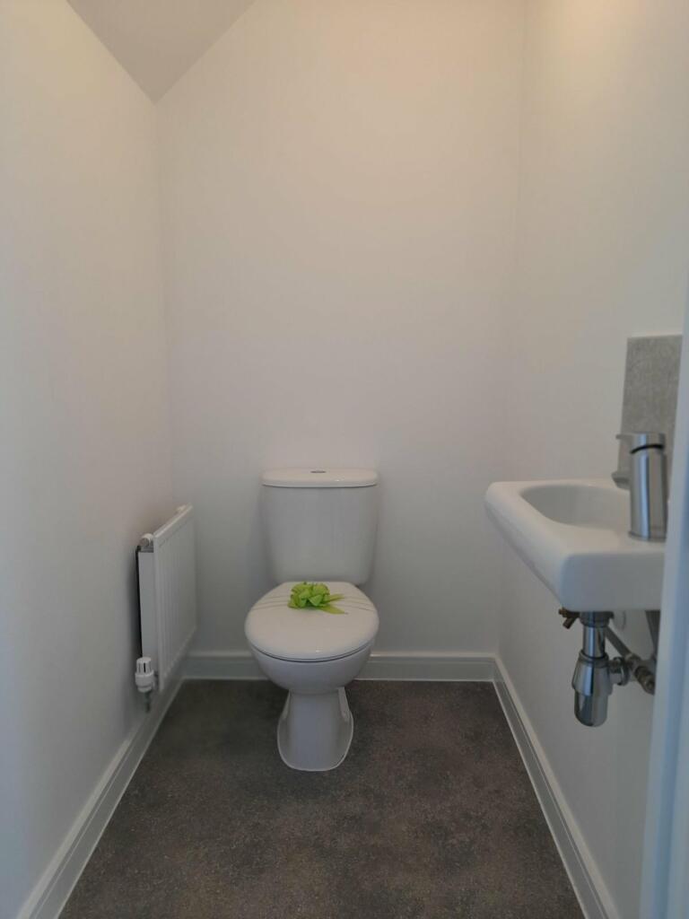 Additional property image - Yew Tree Meadows, Gipsy Lane, Nuneaton, Warwickshire, CV11