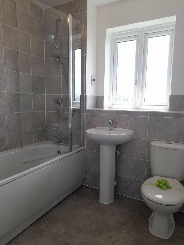 Additional property image - Yew Tree Meadows, Gipsy Lane, Nuneaton, Warwickshire, CV11