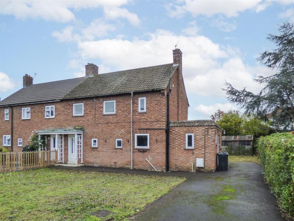 Main image of property: Hillsfield, Upton upon Severn, Worcester, Worcestershire, WR8 0LH