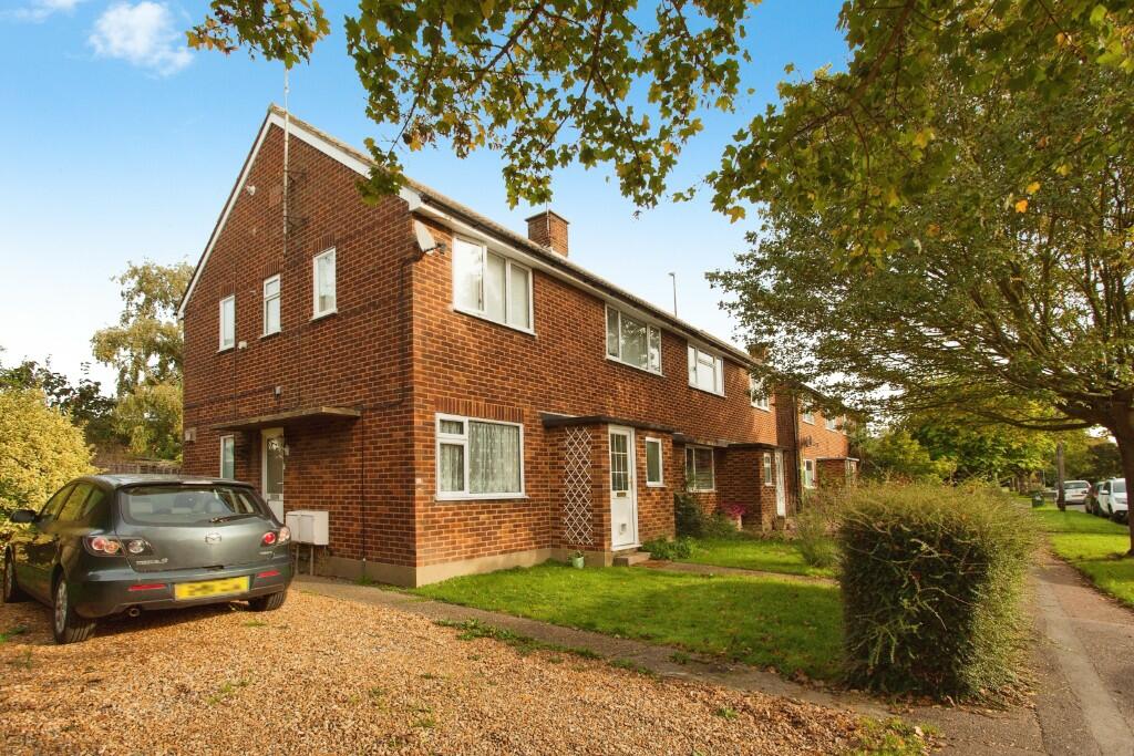2 bedroom apartment for sale in Howard Road, Cambridge, Cambridgeshire, CB5