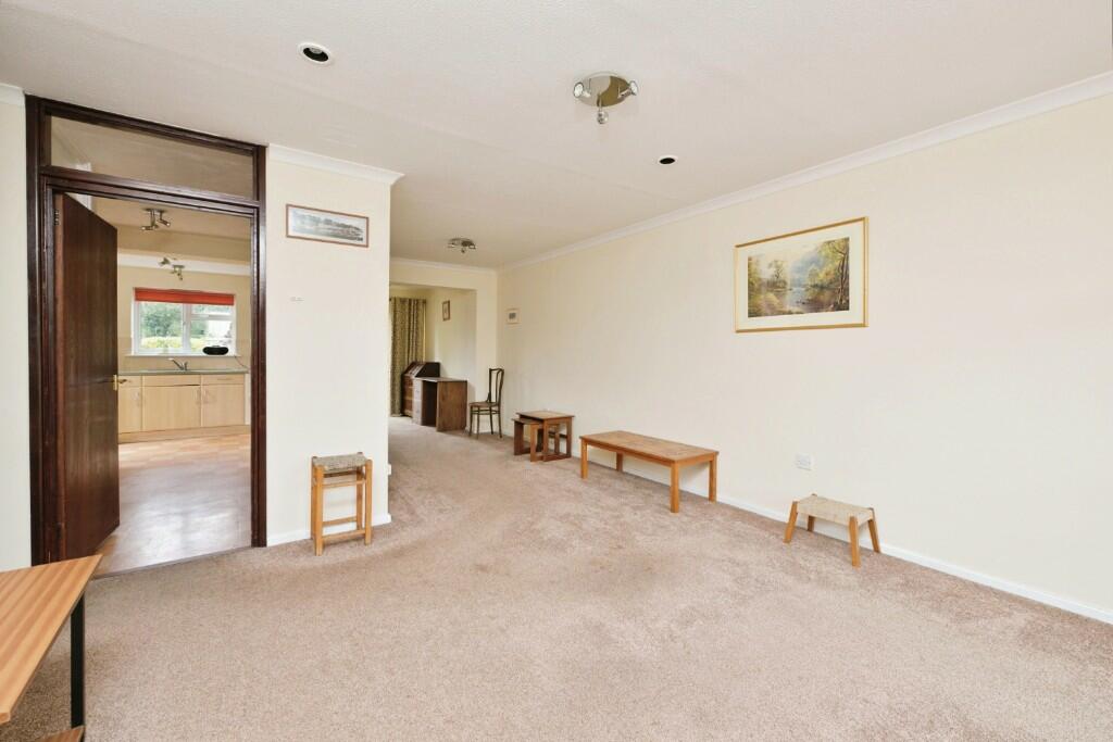 Additional property image - Hillway, CB21